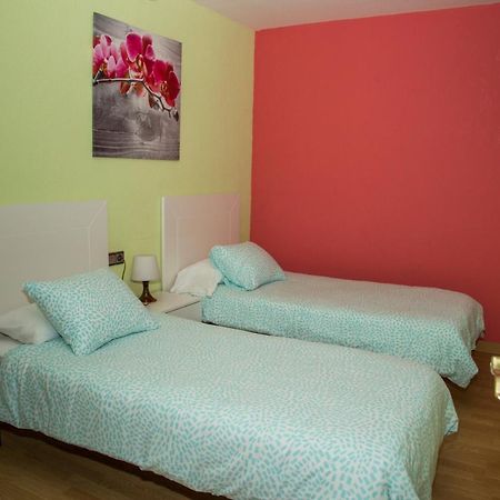 Apartamento Reus Esterno foto