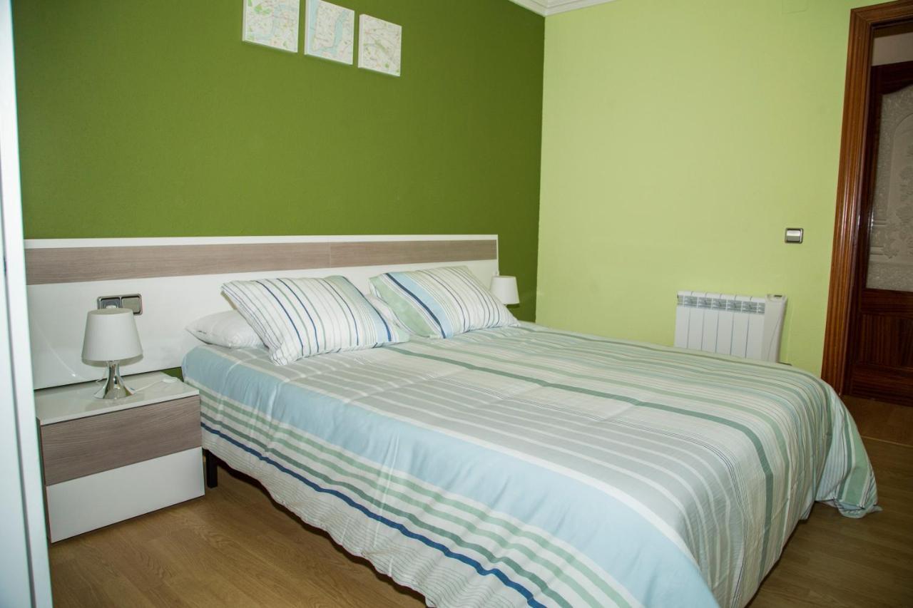 Apartamento Reus Esterno foto