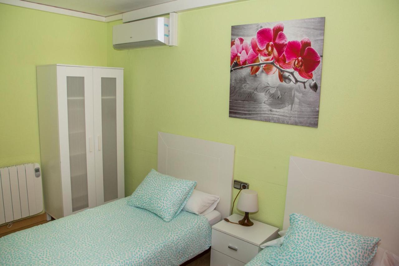 Apartamento Reus Esterno foto