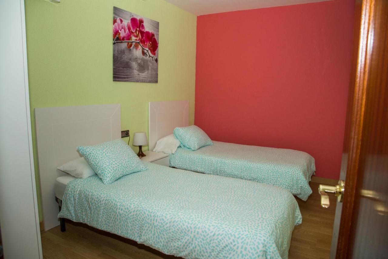 Apartamento Reus Esterno foto