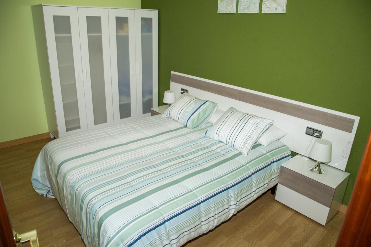 Apartamento Reus Esterno foto